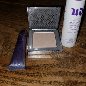 Urban decay highlighter. Eye primer, setting spray
